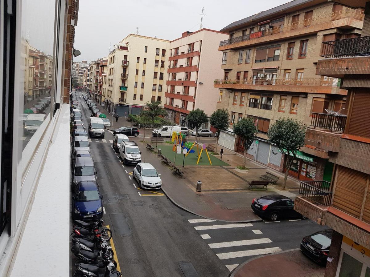 Apartamento Costa Vasca Las Arenas Getxo Exterior photo