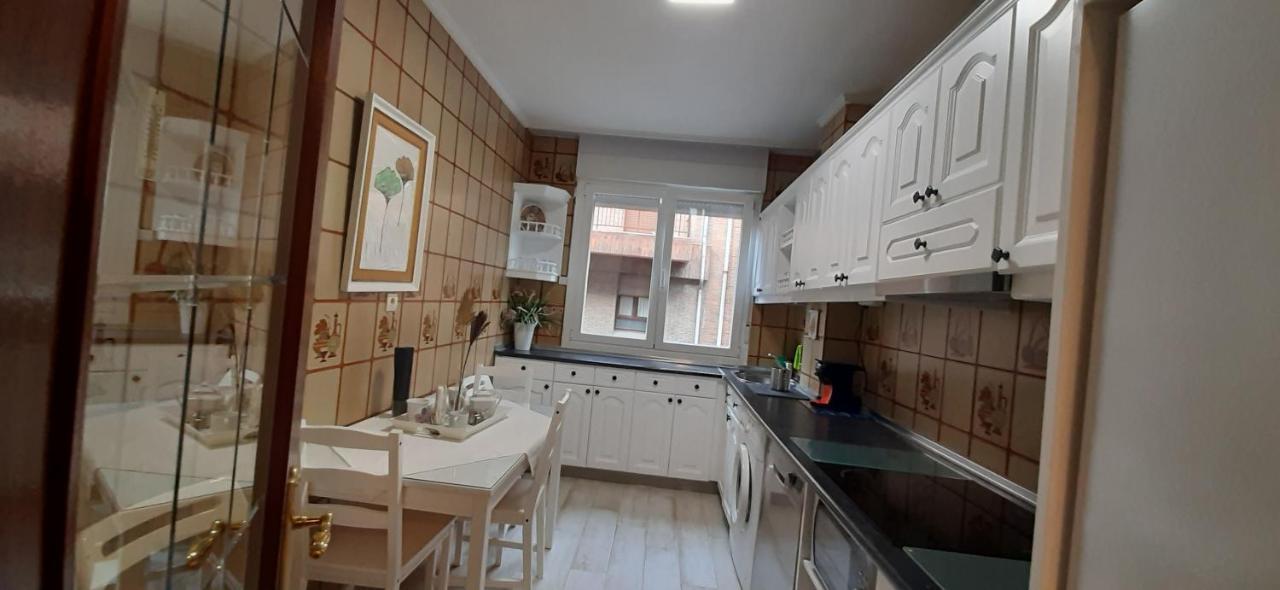 Apartamento Costa Vasca Las Arenas Getxo Exterior photo